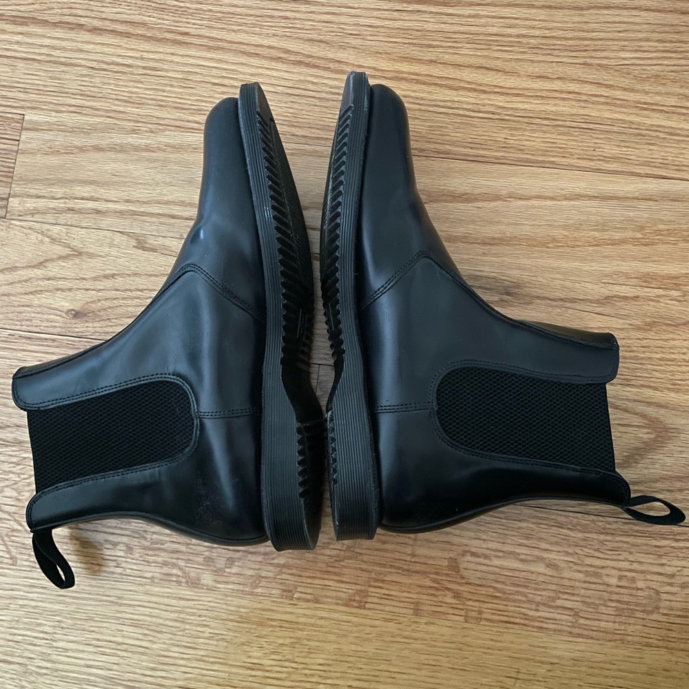 DR. MARTENS WOMENS CHELSEA BOOT SIZE 11